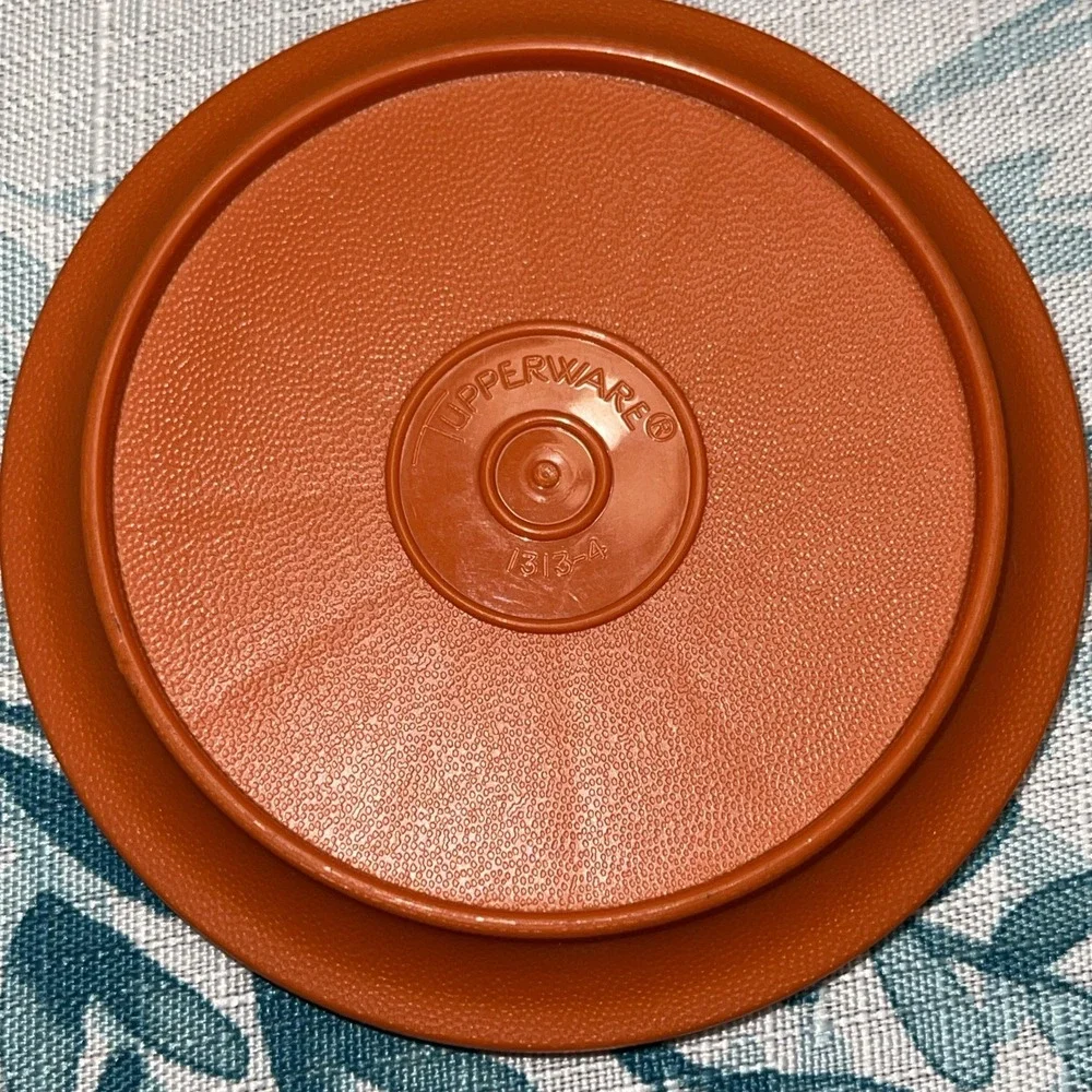 Vintage Tupperware 1312-11 Stacking‎ Mug W/ Lid Coaster 1313-4 Orange